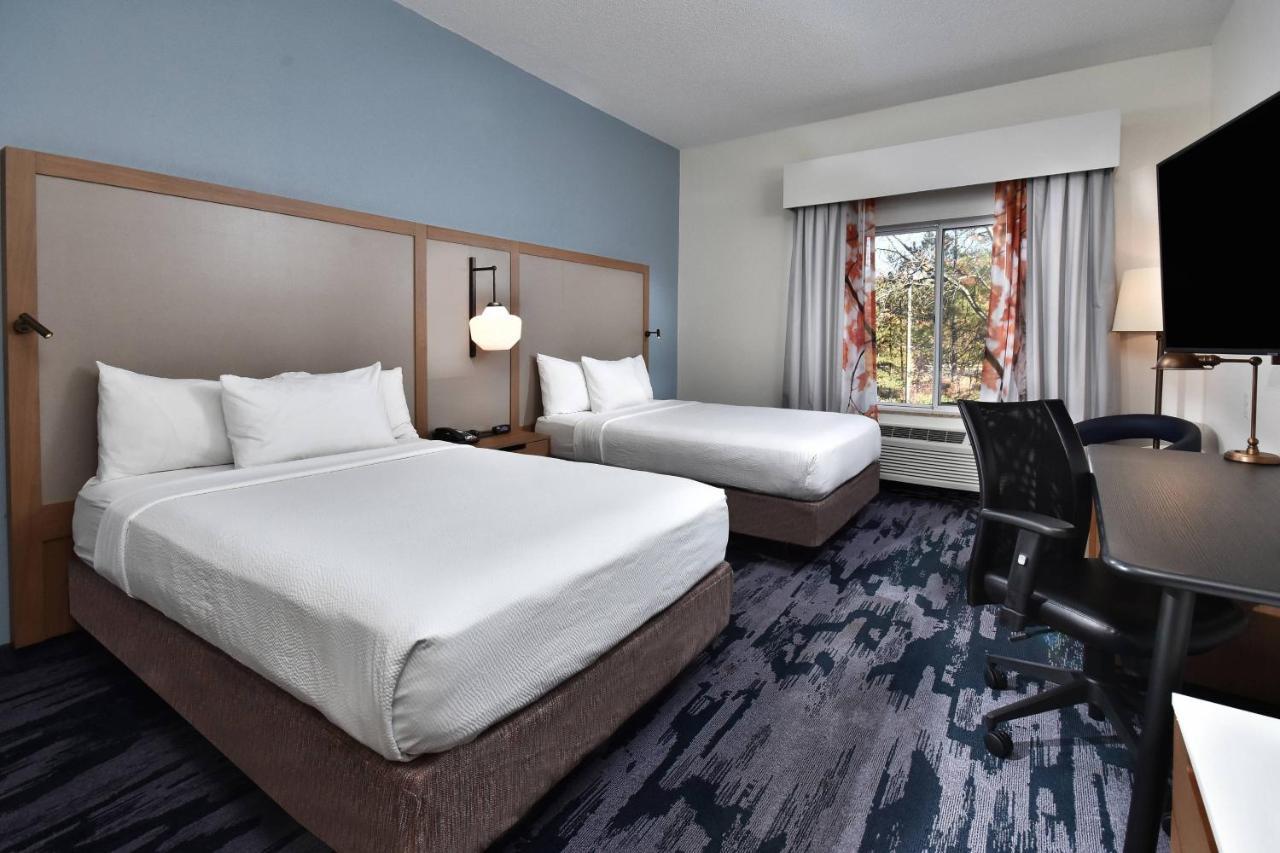 Hotel Fairfield & By Marriott Richmond 3*